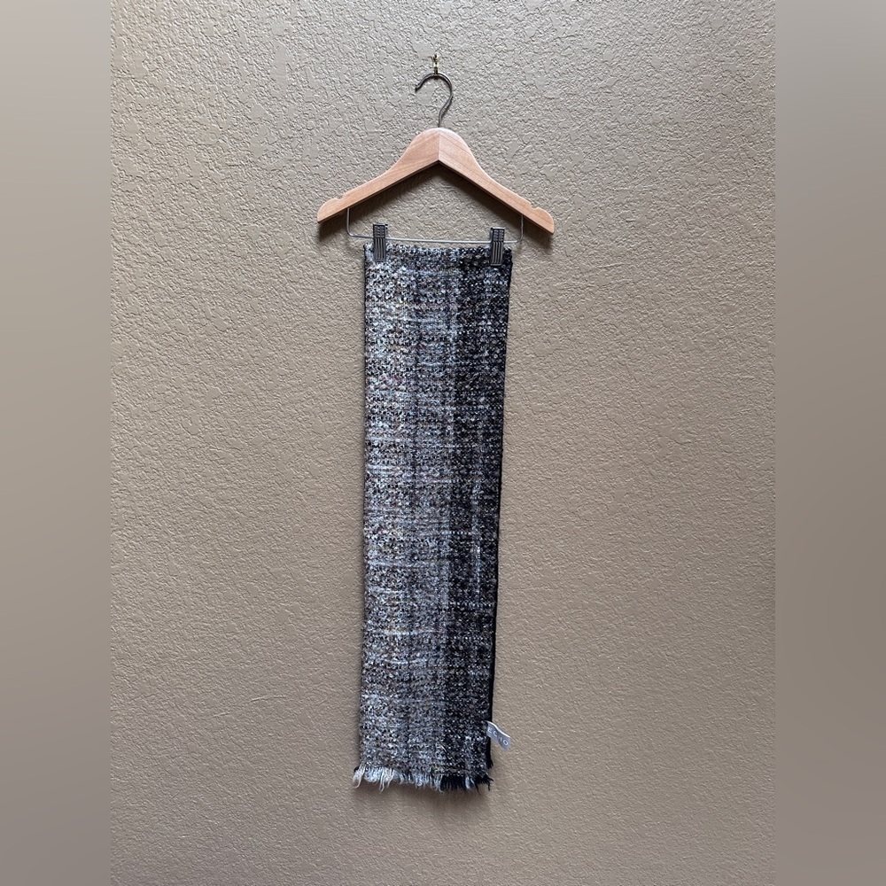 Echo Gray Geometric Scarf Wrap